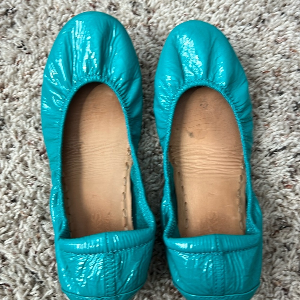 Tiek Blue Patent, size 7